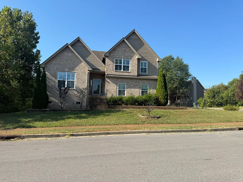 6600 Sunnywood Dr