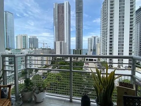 2200 NE 4th Ave APT 908, Miami, FL 33137