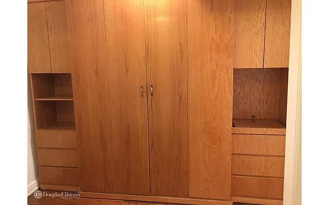 Rented by Douglas Elliman | media 7