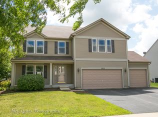 1023 Pattee Ave, Elburn, IL 60119