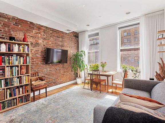 3rd image of 63 Lispenard St APT 3A