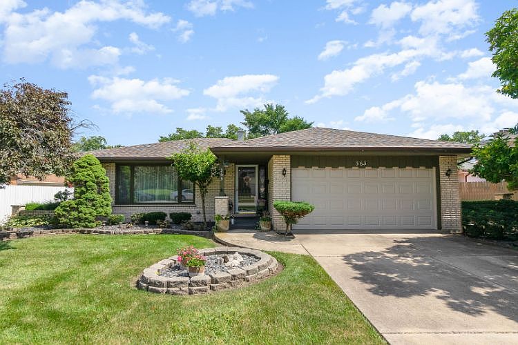 1st image of 363 Lerose Dr