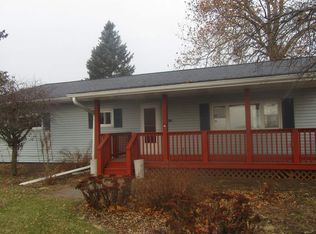 4506 W 3rd St, Camanche, IA 52730