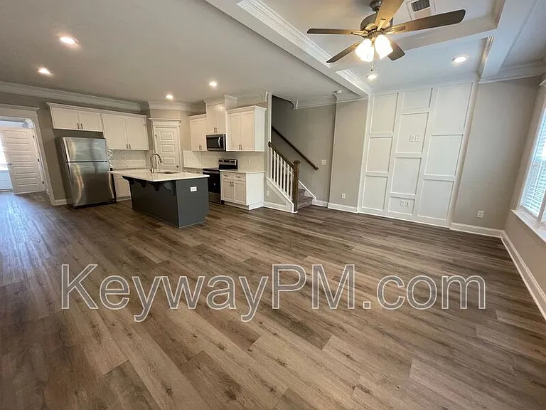 4500 Chestnut Trl — Photo 7