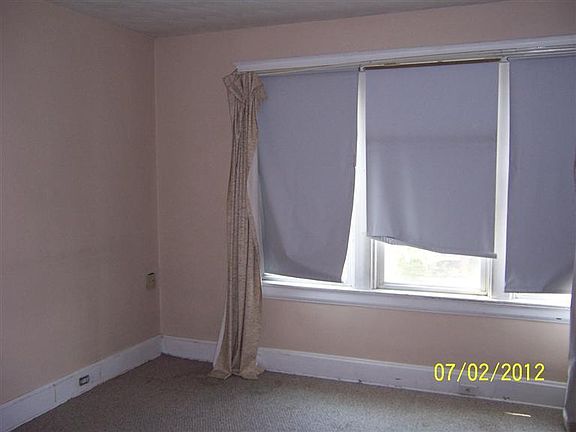 4th image of 2138 Feldman Ave