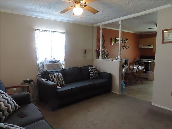4th image of 1629 Caspersen Dr