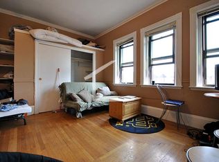 18 Bay State Rd #4F, Boston, MA 02215