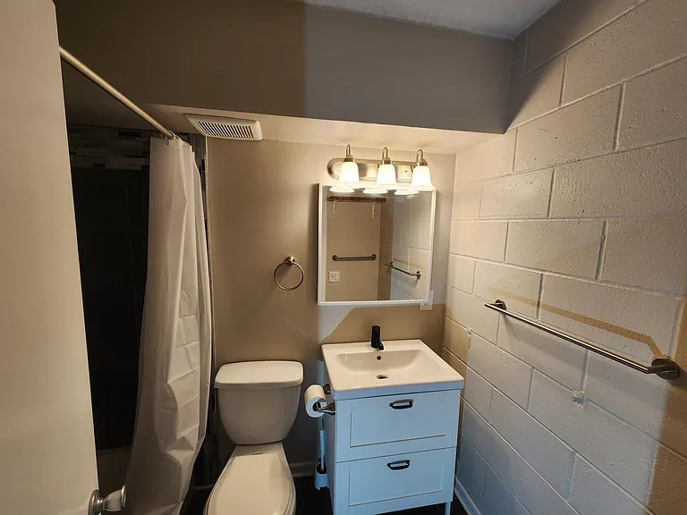 3512 Bryant Ave S #206 — Photo 5