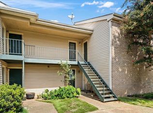 Whispering Oaks Cond, Memphis, TN 38120