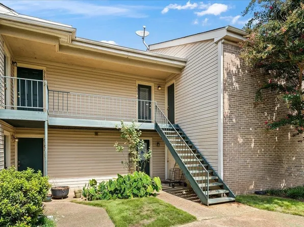 6784 Quail Hollow Ct APT 2, Memphis, TN 38120