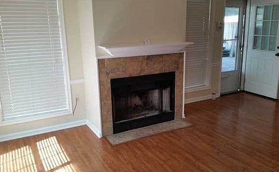 3rd image of 1017 Florence Dr