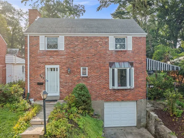 713 Crystal Dr, Pittsburgh, PA 15228