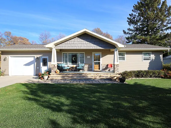 520 W Bend Ln, Alvarado, MN 56710