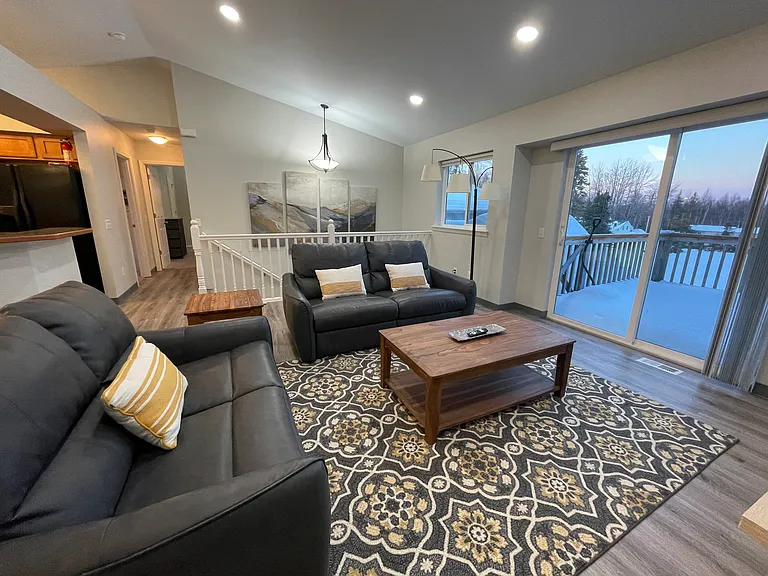 14501 Loc Loman Ln — Photo 2