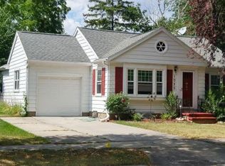 1020 Nicolet Ave #HOUSE, Green Bay, WI 54304