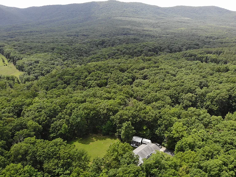581 Running Bear Ct — Photo 23