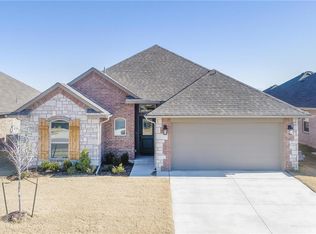 19720 Brookville Dr, Edmond, OK 73012