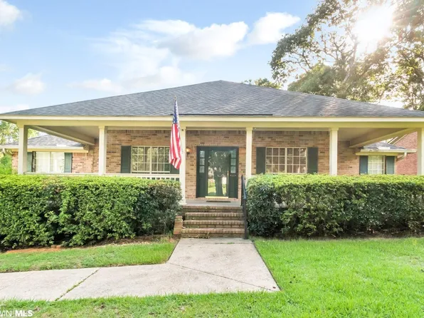 3420 Lakewind Dr, Mobile, AL 36695