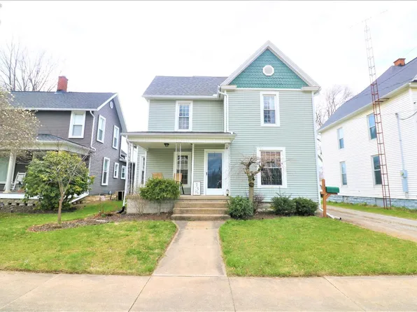 135 Greenwood Hts, Bellevue, OH 44811