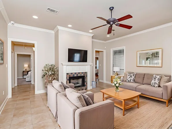 13351 Sunny Ln, Walker, LA 70785