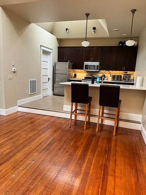 209 North Federal Avenue B — Photo 2