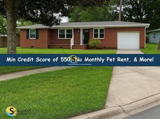 3235 Holly Berry Ln, Jacksonville, FL 32277