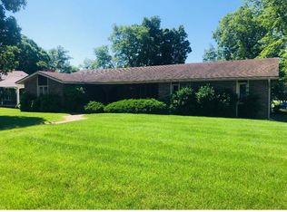 1155 Del Scott Ct, Mt Zion, IL 62549