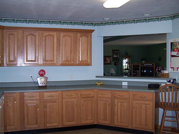 Spacious Kitchen