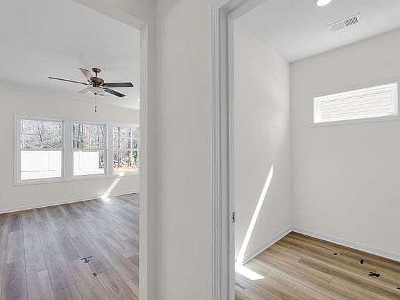 4th image of 508 Barbican Pl Lot 41