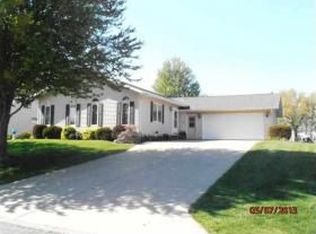 109 Pine Ct, Colona, IL 61241