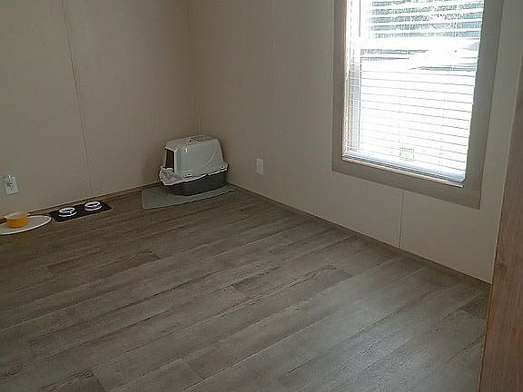 3rd image of 113 Cannon Ln