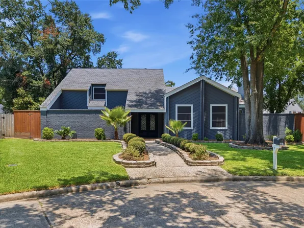 703 Queensmill Ct, Houston, TX 77079