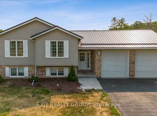 323 Mapleview Rd, Quinte West, ON K0K2C0