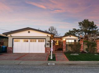 1091 Manzanita Dr, Pacifica, CA 94044