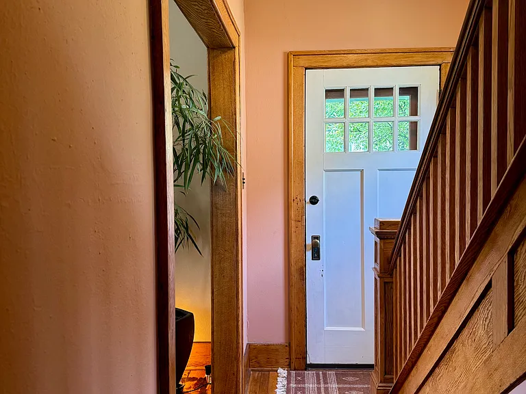 734 Spring St — Photo 22
