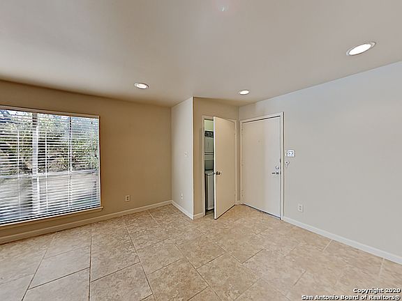 3rd image of 8915 Datapoint Dr APT 50D