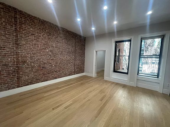 2nd image of 61 E 75th St #3RR