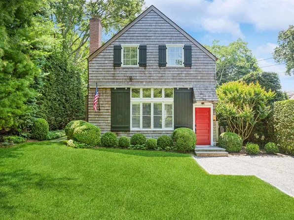 90 Harrison Street, Sag Harbor, NY 11963