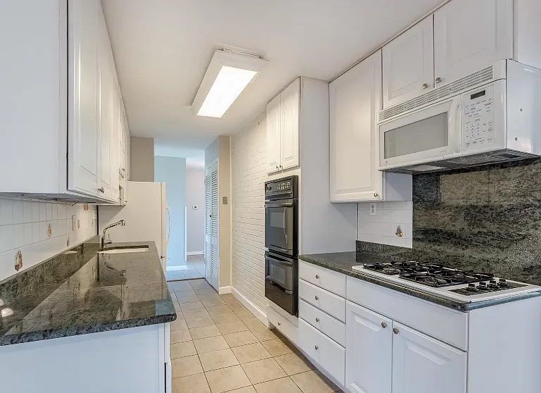 4505 Picot Rd — Photo 4