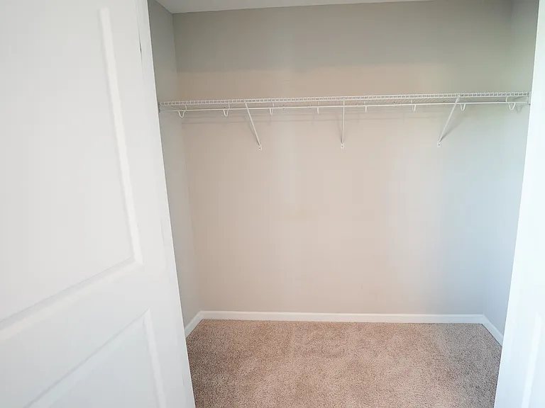 215 Shelton St — Photo 26