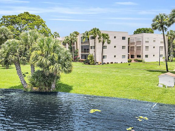 2nd image of 5190 Las Verdes Circle #106