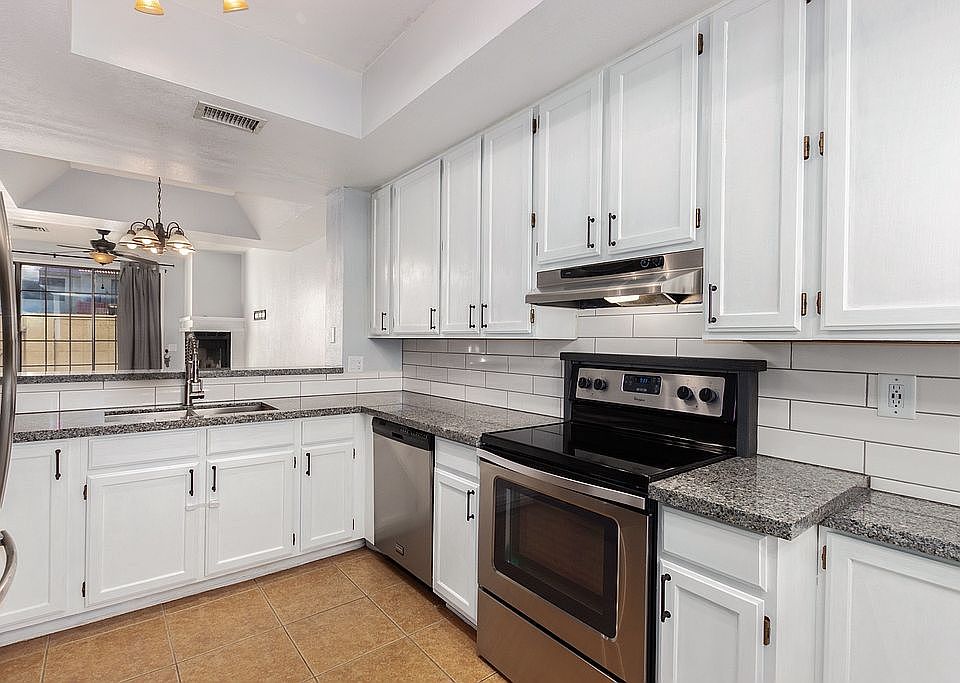 1st image of 3921 W Ivanhoe St Unit 174