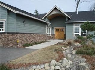 182 NW Native Run Loop, Grants Pass, OR 97526