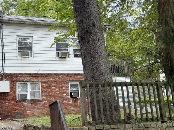 224 Westervelt Ave, Hawthorne, NJ 07506