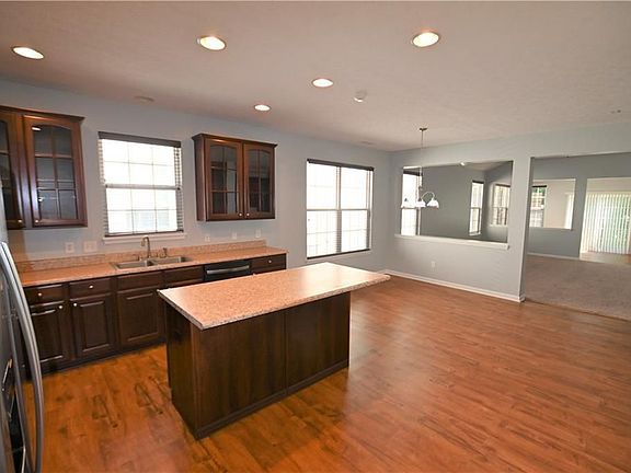 4th image of 13551 Cuppertino Ln