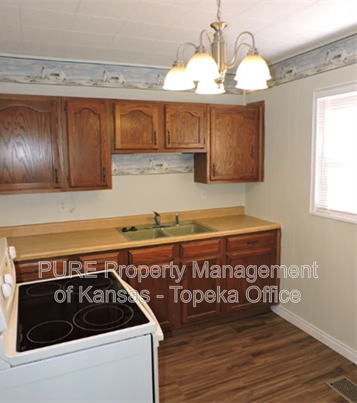 Linkins Foster — Photo 2