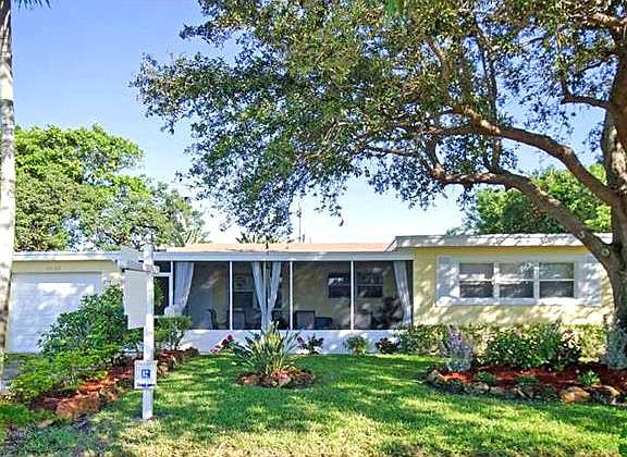 2nd image of 3637 SW 22nd St