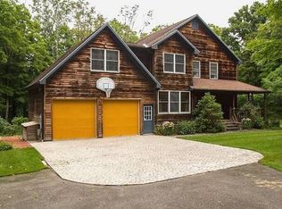 28 Obtuse Rocks Rd, Brookfield, CT 06804