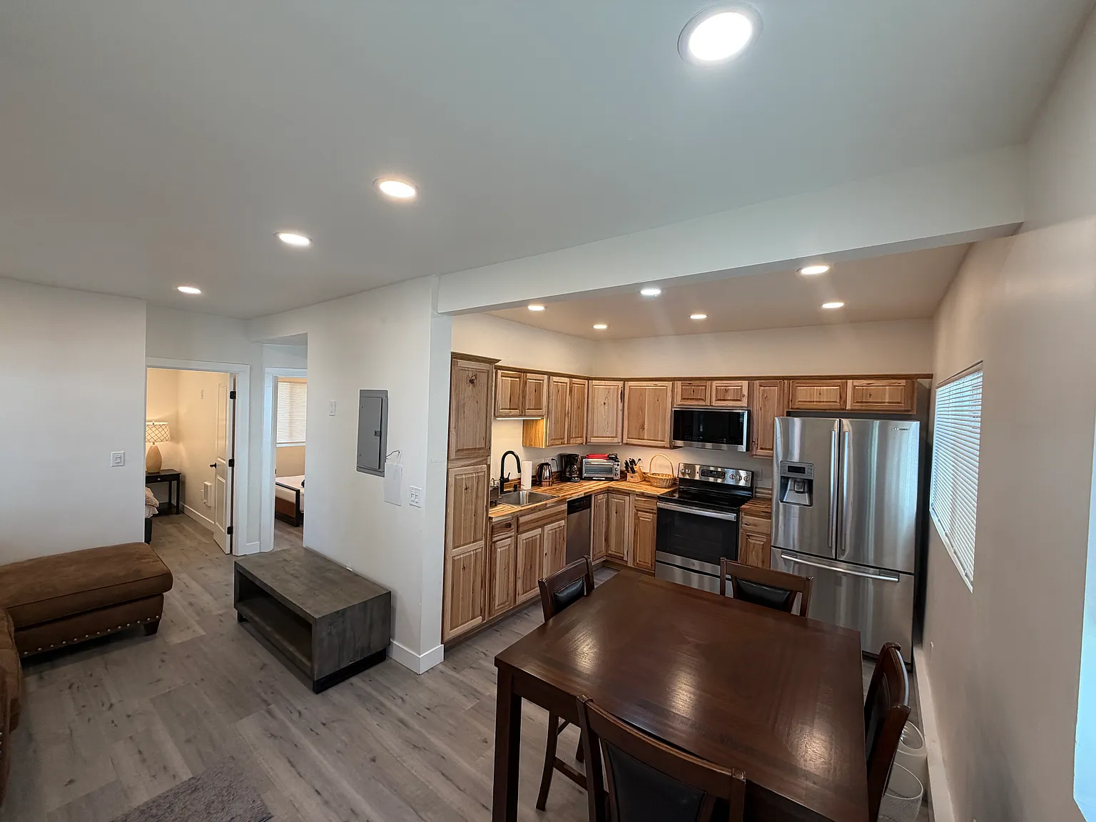 2 bed, 700 sqft, $1,399 — Photo 3