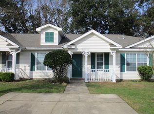 2228 Trailwood Dr, Cantonment, FL 32533